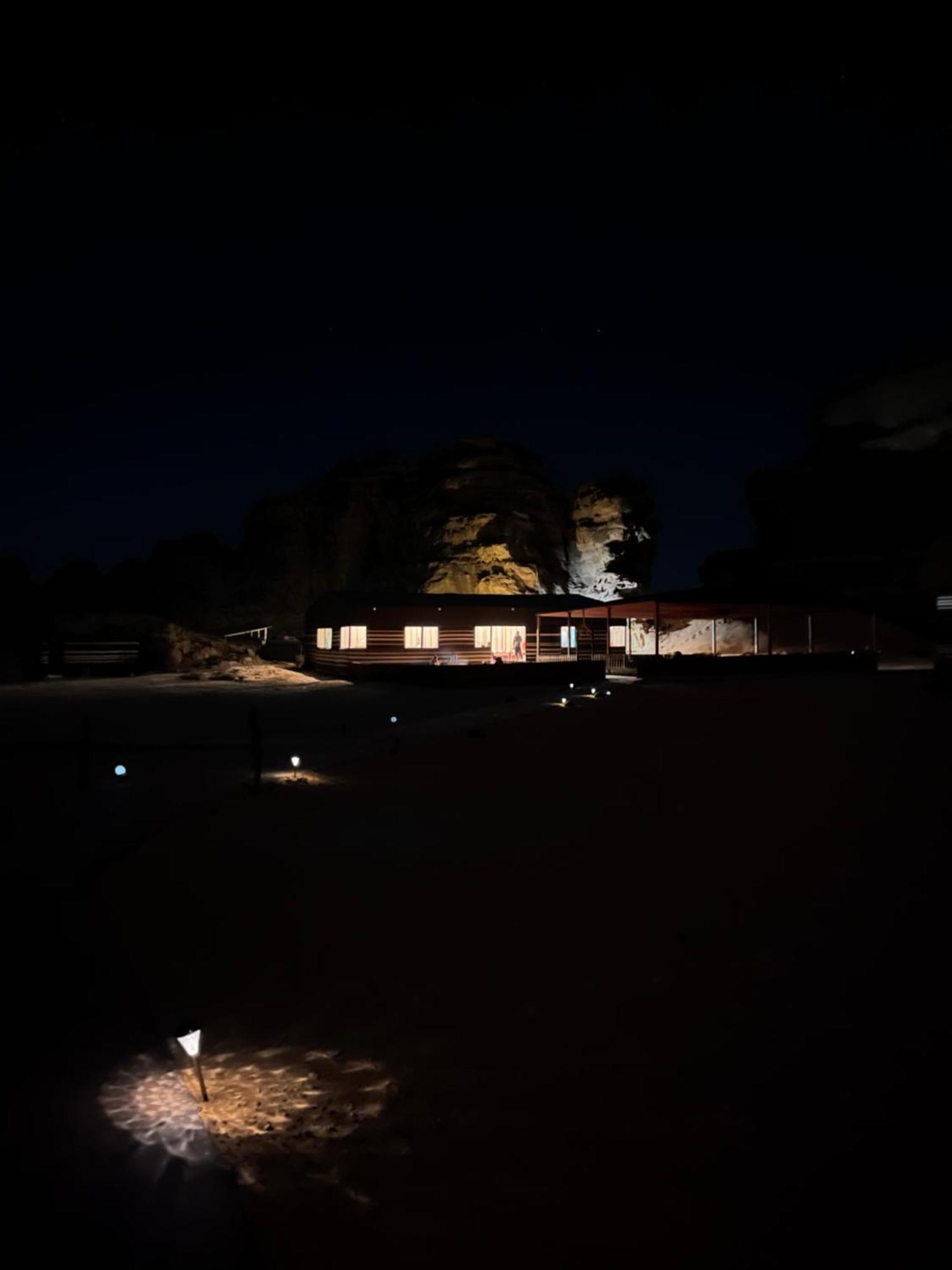 Hotel Wadi Rum Magic Camp Exterior foto